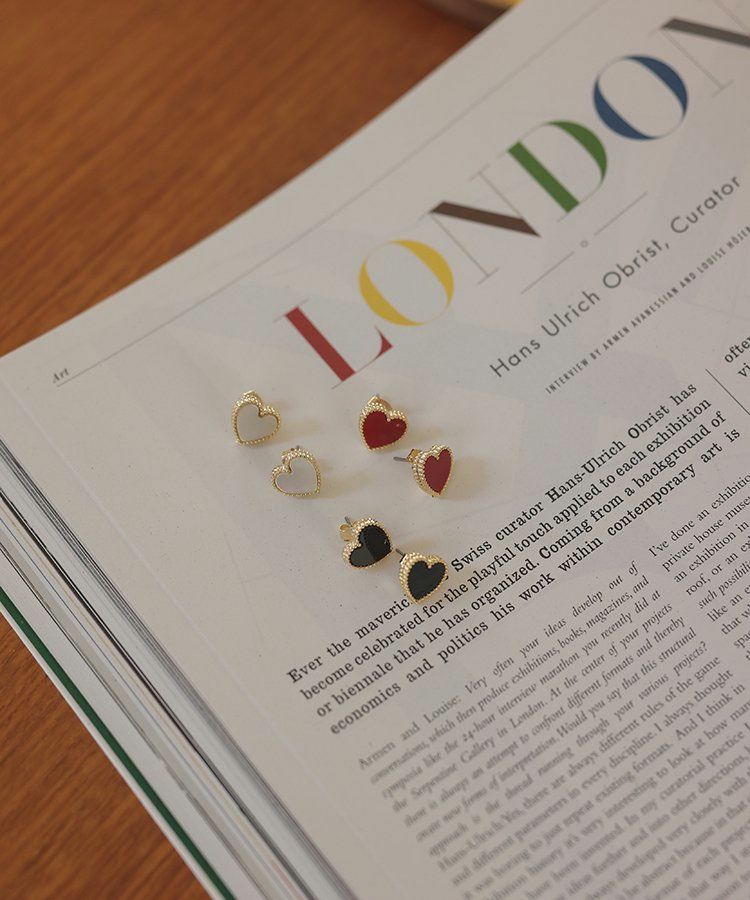 カラーハートピアス