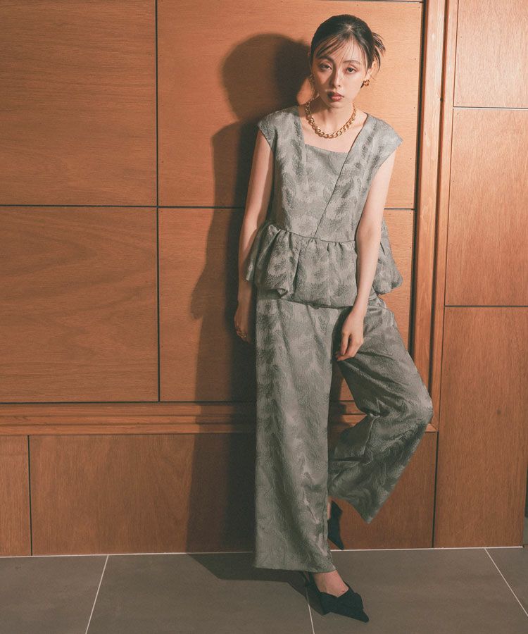 peplum setup dress