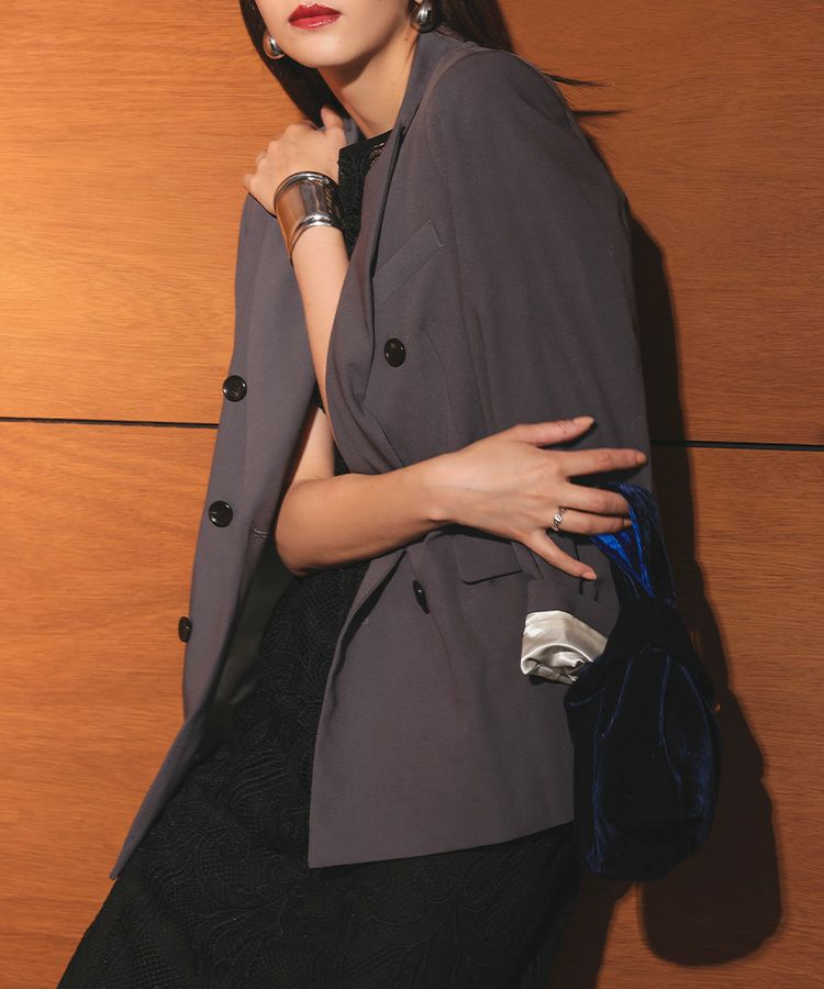 peaked lapel jacket