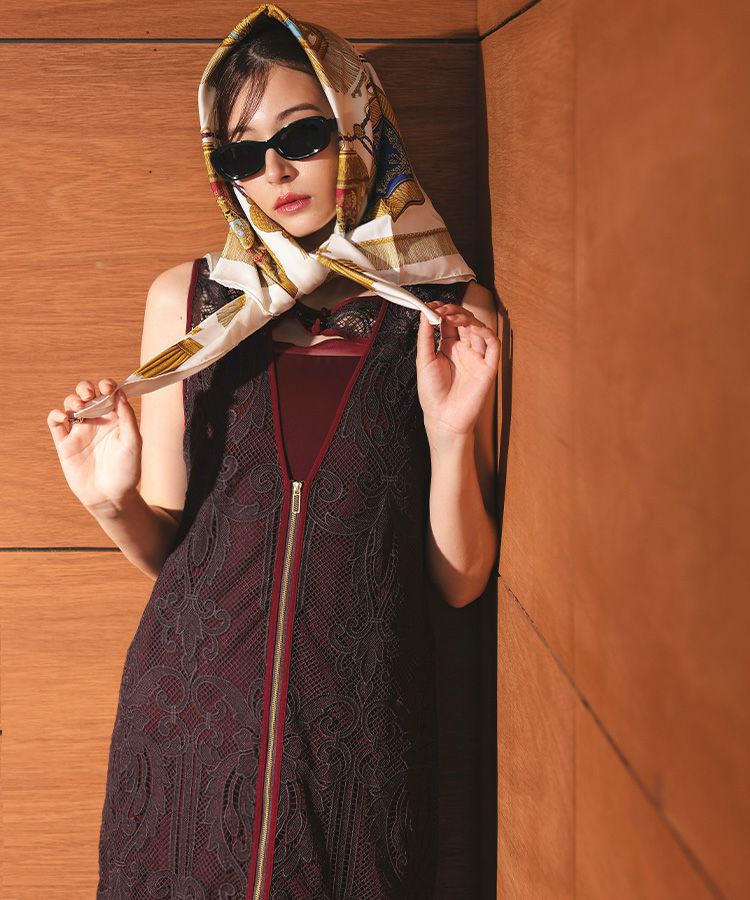 chemical lace zipper dress