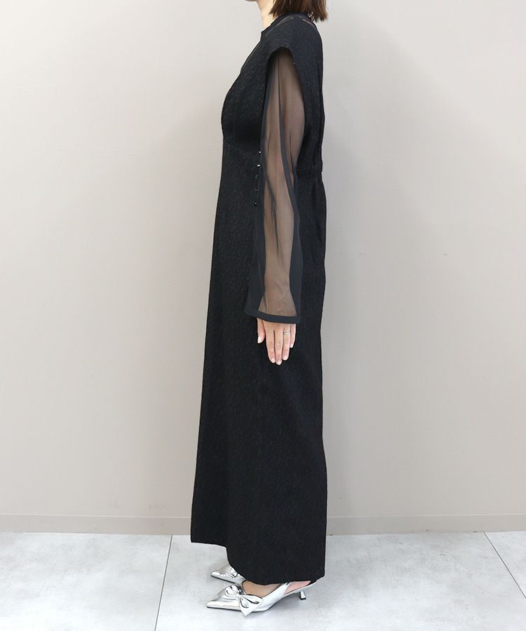 V line jacquard dress