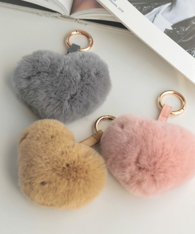 ラビットファーハートチャーム