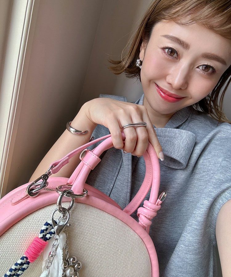 アキロン×Donobanコラボ 2wayキャンバスラウンドボストンBAG アキロン×DONOBANコラボ 2way レザーボストンBAG - メルカリ