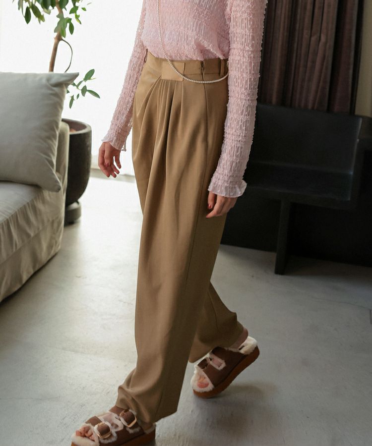 【裾上げ済み・注意事項あり】 deres drape pants ドレープパンツ 裾上げ済み・注意事項あり】 deres drape pants ドレープパンツ