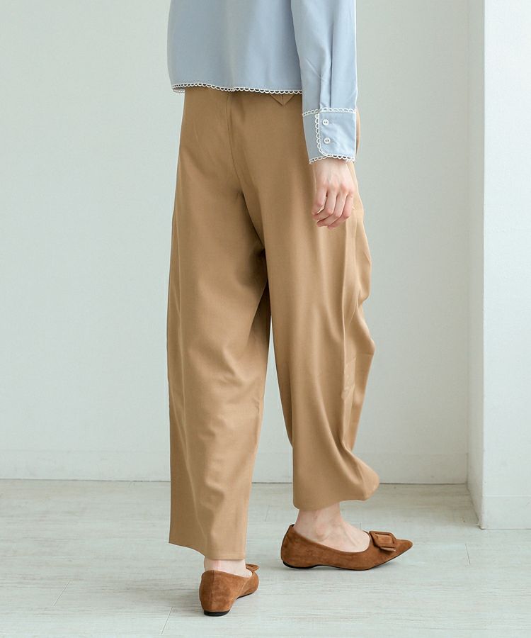 ドレープパンツ