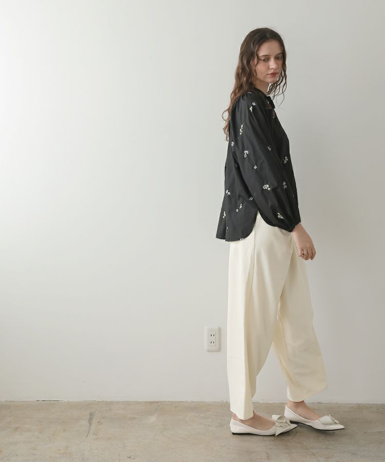 ドレープパンツ